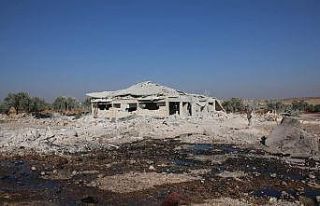 Rus uçaklarından Halep’e saldırı: 6 ölü, 20...