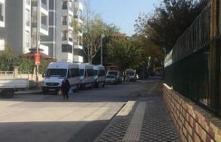 Serviste unutulan çocuğun okul yöneticilerine şok