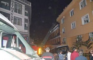 Şişli’de 9 katlı binada korkutan yangın