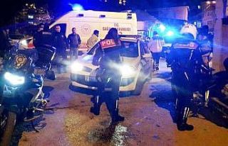 Şüpheli aracı kovalayan polis motosikleti kaza...