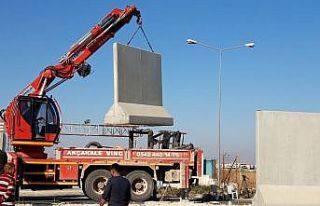 Telabyad Sınır Kapısı yeniden açıldı