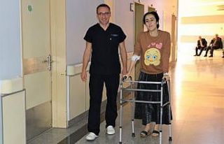 Vanlı genç kızın bacağı 7 santimetre uzatıldı