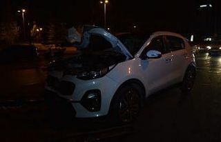 Vatan Caddesinde yolun karşısına geçmek isteyen...