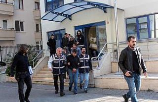 Yalova’da fuhuş villalarına baskın