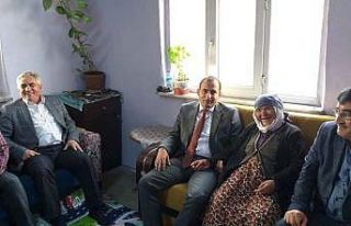 "Yaşlılarımızı ziyaret ederek devletimizle...