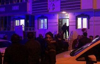 13 yaşındaki kız babasının silahıyla intihar...