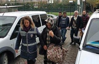 17 mağazadan hırsızlık yaptılar, alarmdan folyo...