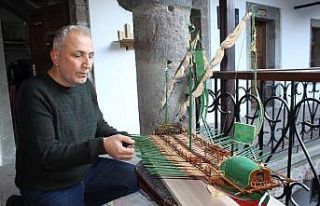 1 metrelik ahşap kadırga gemi için 8 ay uğraştı