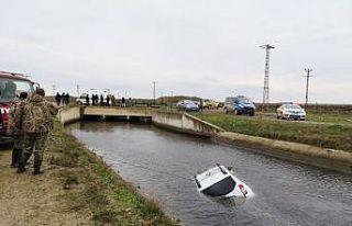 Ava giden genç avukatın aracı sulama kanalında...