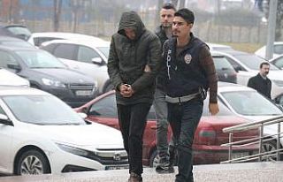 Bolu’da iş yerinden bilgisayar çalan hırsız...