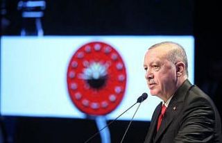 “CHP yönetimi geçmişiyle yüzleşene kadar peşlerini...