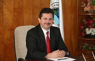 Eski Başkan Uğuz, AK Parti İlçe Başkanı oldu