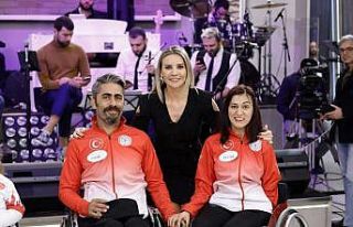 Esra Erol’a engellilere yardımlarından dolayı...