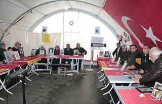 Evlat nöbetindeki ailelerden Emine Erdoğan’a teşekkür