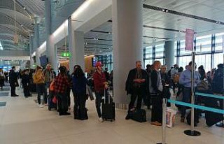 Fransa’daki grev İstanbul Havalimanı’ndaki uçuşları...