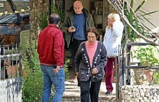 Hastane dönüşü yaşlı kadına kapkaç şoku