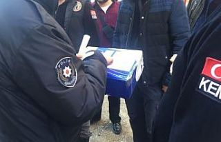 Hollanda’dan kargo ile gönderilen koliden kokain...