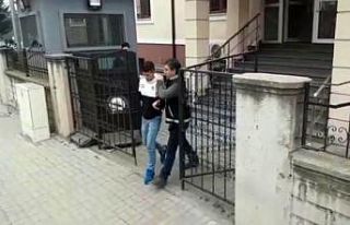 İş yerinden bilgisayar ve para çalan maskeli hırsız...