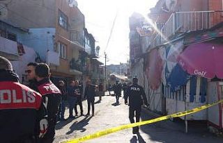 İzmir’de silahlı kavga: 10 yaralı, 6 gözaltı