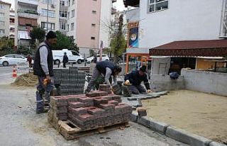 Kartal’da kaldırım yenileme ve yol bakım çalışmaları...