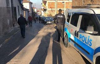 Komşusunun silahla vurduğu şahıs hayatını kaybetti