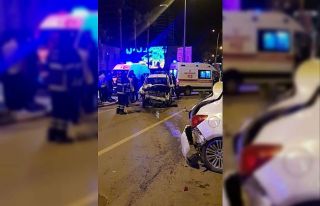 Kontrolden çıkan araç 6 otomobile çarptı: 3 yaralı