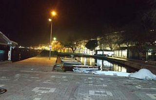 Marmara Adası jeneratörlerle aydınlandı