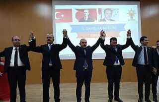 İki belediye başkanı AK Parti’ye geçti