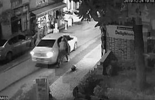 Fatih’te hırsızlar turisti ve çocuğunu yerde...