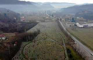 Srebrenitsa annesinden Nobel Ödüllü yazara: “Katliamın...