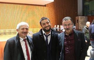 Sanatçı Şükriye Tutkun, Eyüpsultan’da engellilerle...