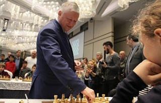 Satrancın büyük ustası Karpov Mersin’de