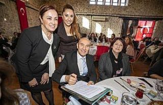 Soyer, kadınlara seslendi: "Bu hikaye önce...