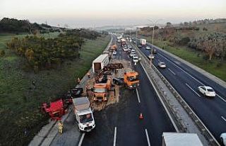 TEM Otoyolunda trafik kitlendi