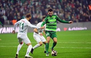 TFF 1. Lig: Bursaspor: 2 - Giresunspor: 3