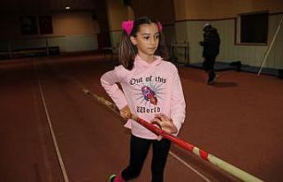 Türkiye’de 1.70 atlayan ilk kız çocuğu