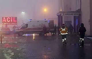 Üzerine kaya düşen 3 asker yaralandı