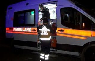 Yangında dumandan etkilenen 5 kişi hastaneye kaldırıldı