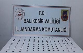 137 adet Bizans sikkesini satmak isterken yakalandı