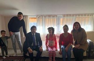 2020 Skolyoz hastası Sude’ye şifa getirdi