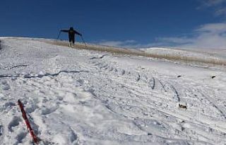 70’lik delikanlı 15 yıldır kendi yaptığı kayak...