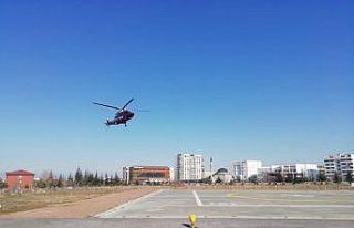 84 yaşındaki hasta hava ambulansı ile hastaneye...