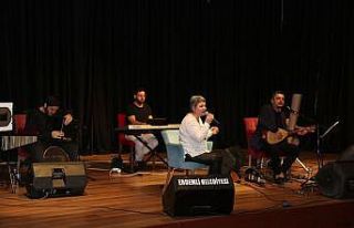 Aşık Veysel’in torunu Filiz Şatıroğlu Erdemli...