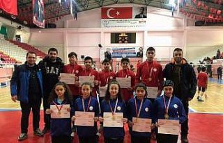 Badminton’da Kayseri takımları Çeyrek Final’de