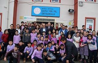 Başkan Uzundemir okul ziyaretlerini tamamladı