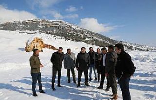 Başkan Yılmaz, ilçenin yüksek kesimlerinde saha...