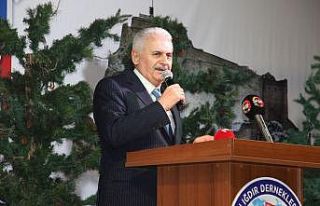 Binali Yıldırım’dan YHT bilet fiyatlarına ilişkin...