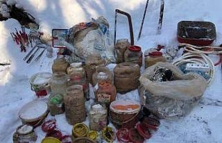 Bitlis’te terör örgütüne ait yaşam malzemesi...
