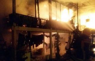 Bodrum’da iki ev küle döndü