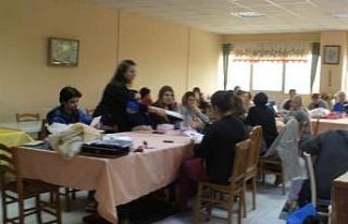 Burhaniye’de Toplum Destekli Polis’ten huzur toplantısı